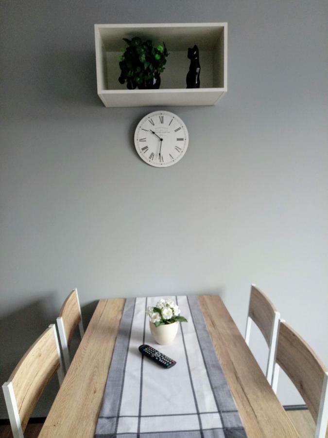 Noclegi Na Heweliusza Sanok Bagian luar foto